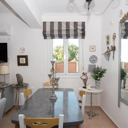 Villa Olive By Seaside