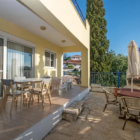 Olive By Seaside Villa Planos